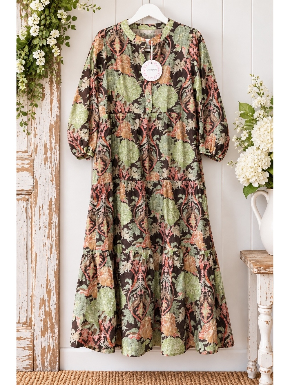 Umgee Floral Botanical Tiered Maxi Dress Size Small NWT Tencel Fully Lined